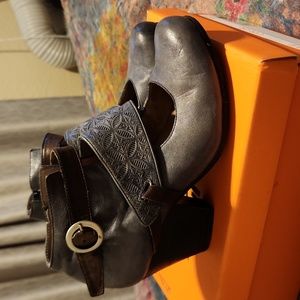 Miz Mooz Dale booties